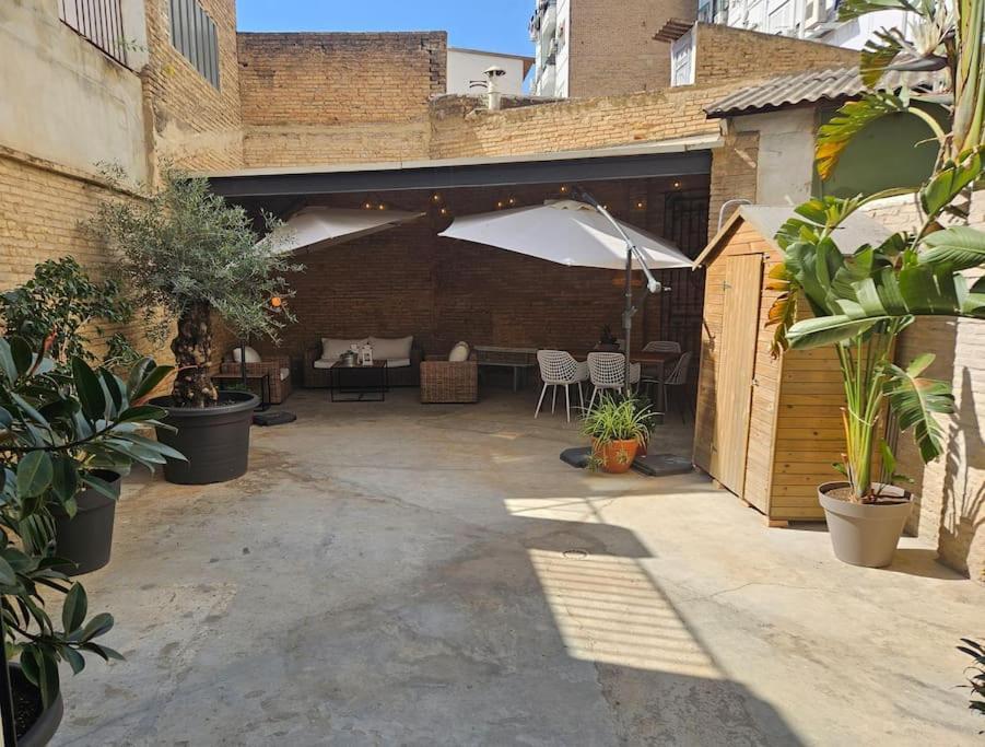 Tradicional Casa Con Patio Ruzafa Leilighet Valencia Eksteriør bilde