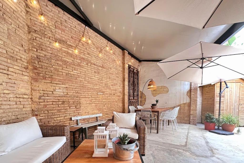 Tradicional Casa Con Patio Ruzafa Leilighet Valencia Eksteriør bilde
